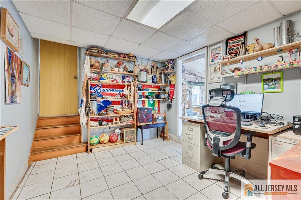 89 Whitman Street Carteret NJ 07008
