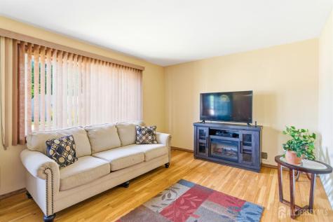 66 Rose Street Edison NJ 08817