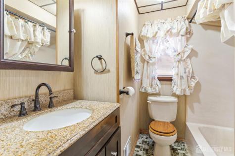 66 Rose Street Edison NJ 08817