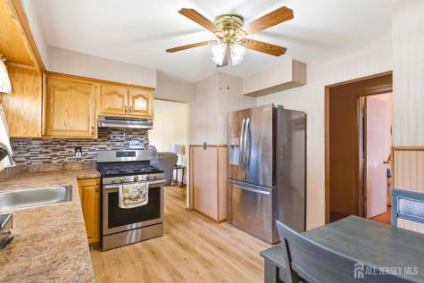 66 Rose Street Edison NJ 08817