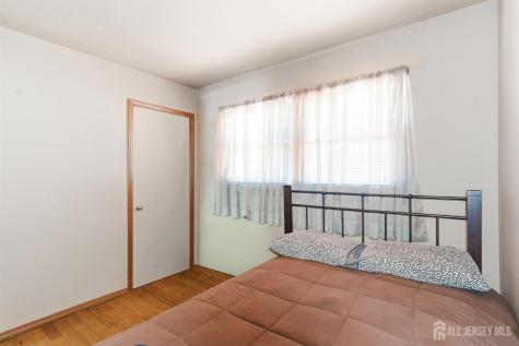 66 Rose Street Edison NJ 08817