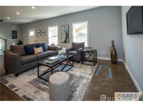 47 Glenville Road Edison NJ 08817