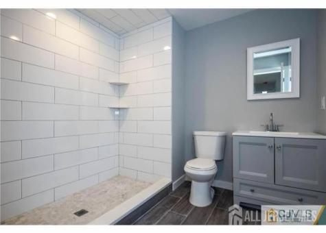 47 Glenville Road Edison NJ 08817