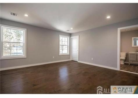 47 Glenville Road Edison NJ 08817