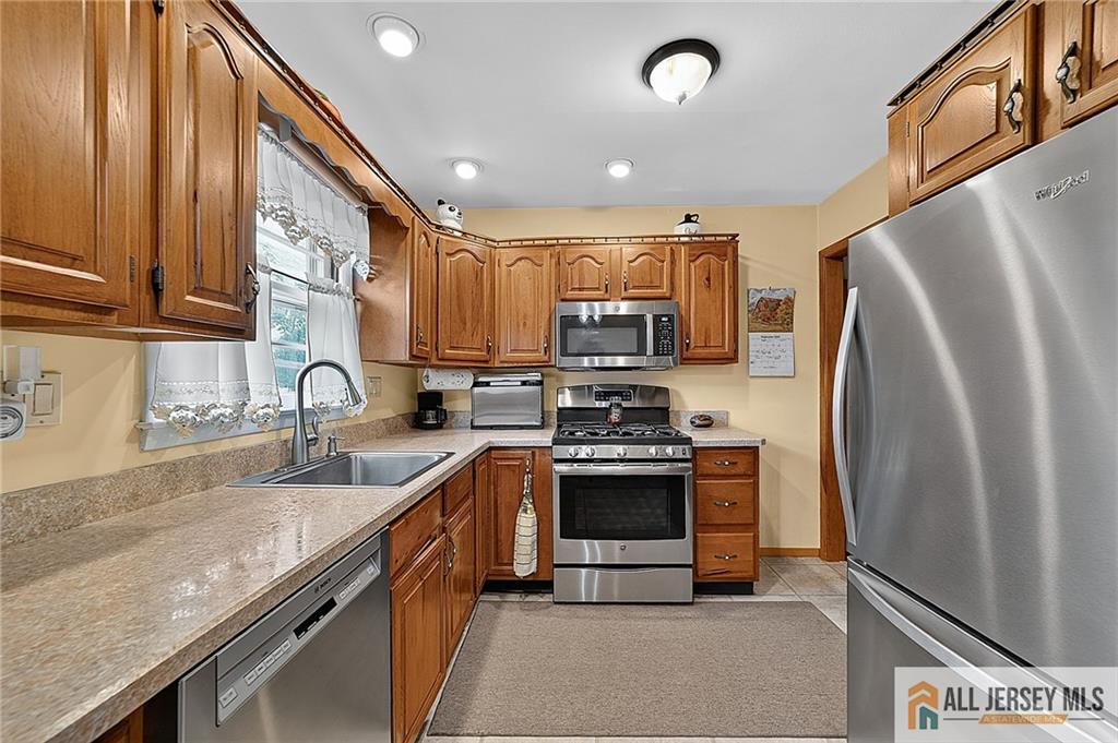 258 Forsgate Drive Jamesburg NJ 08831