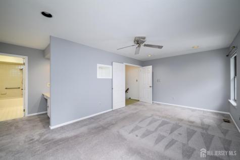 1004 Timber Oaks Road Edison NJ 08820