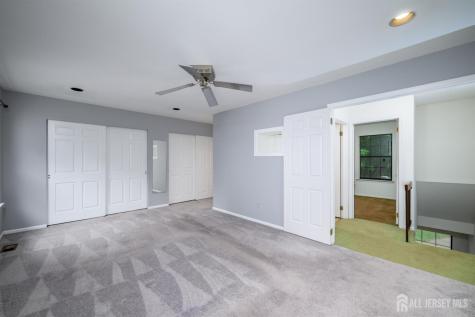 1004 Timber Oaks Road Edison NJ 08820