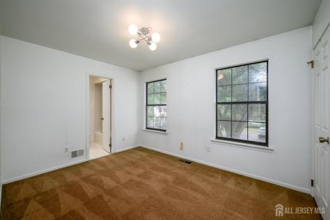 1004 Timber Oaks Road Edison NJ 08820