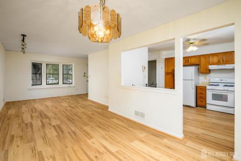 1004 Timber Oaks Road Edison NJ 08820