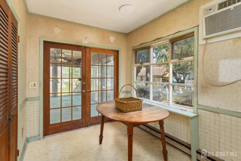 19 Clinton Place Metuchen NJ 08840