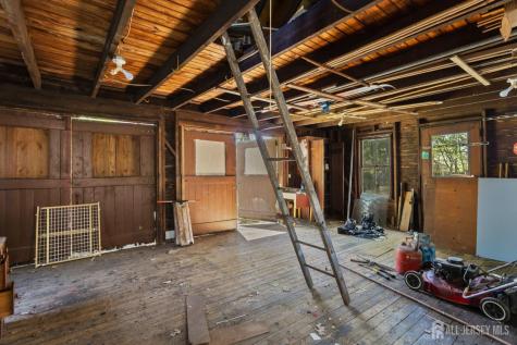 19 Clinton Place Metuchen NJ 08840