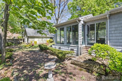 19 Clinton Place Metuchen NJ 08840