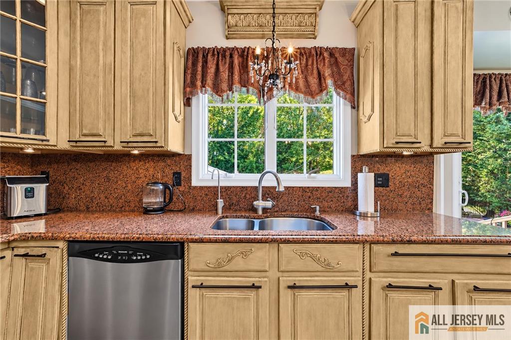 10 Treetops Drive Monroe NJ 08831