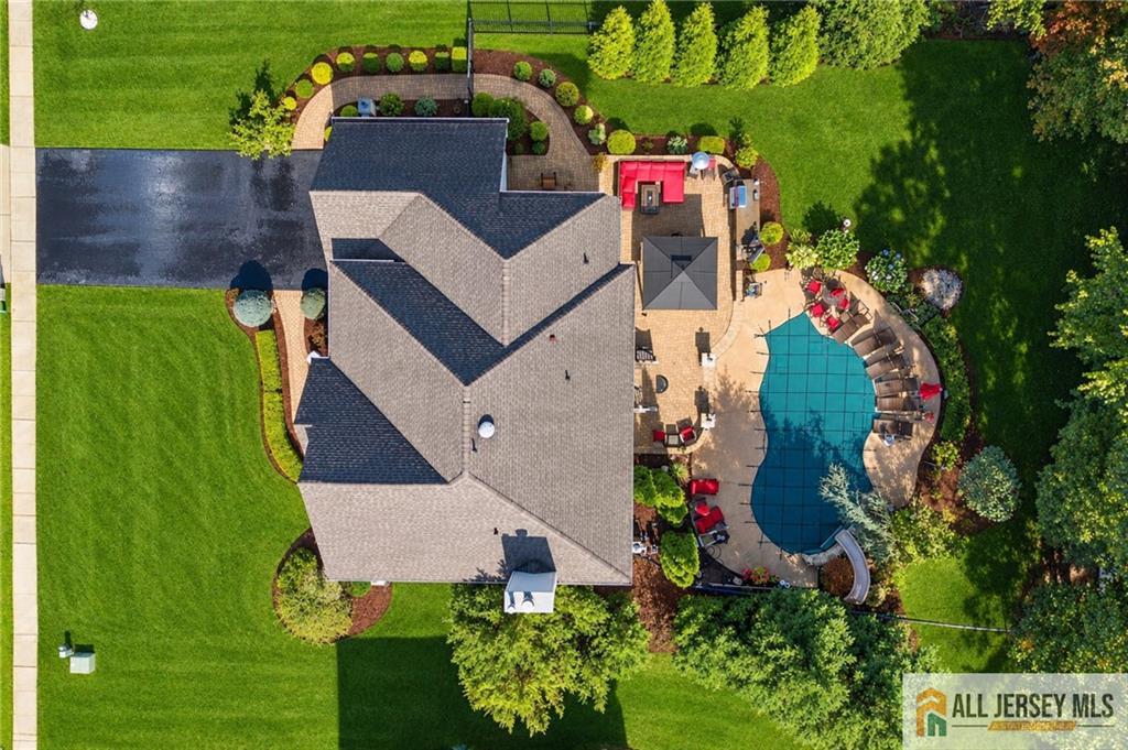 10 Treetops Drive Monroe NJ 08831