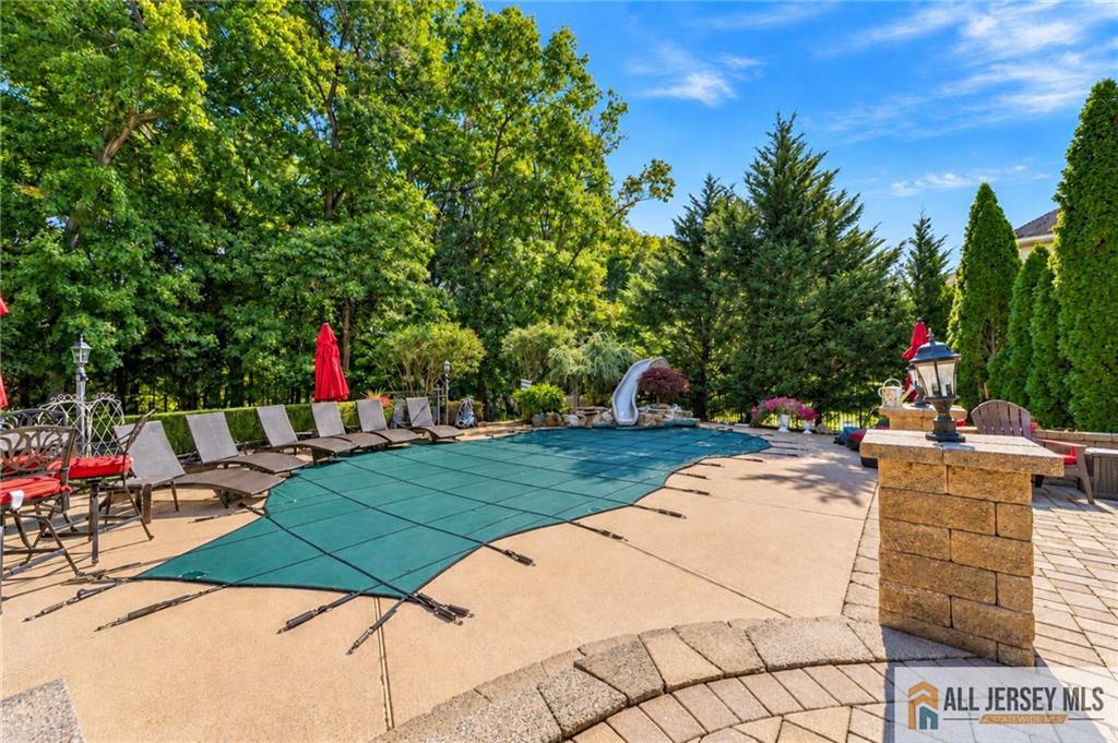 10 Treetops Drive Monroe NJ 08831