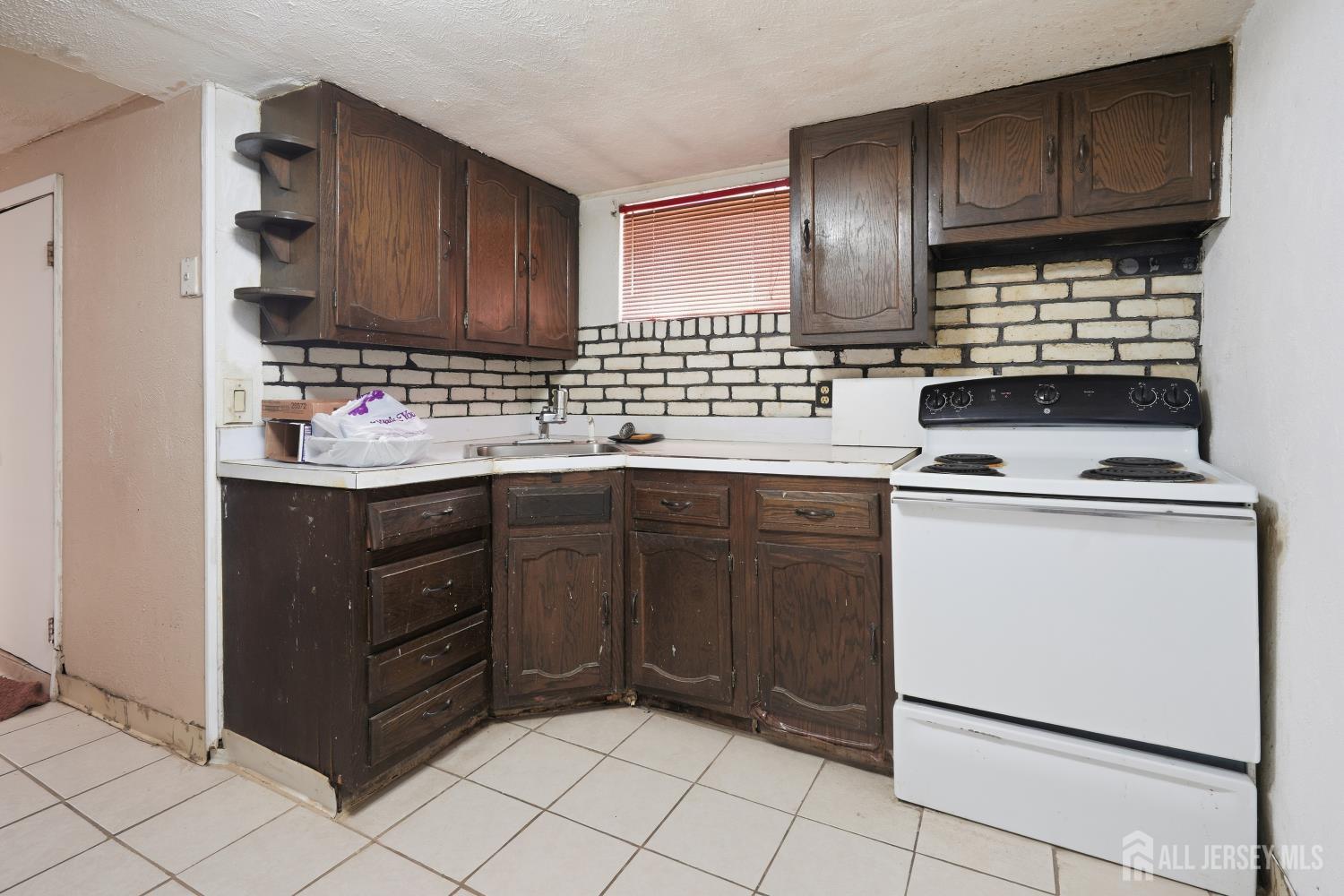 111 Goodrich Street Iselin NJ 08830