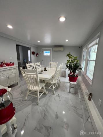 95 Hickory Street Carteret NJ 07008