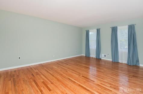 6 Dana Court South Brunswick NJ 08540