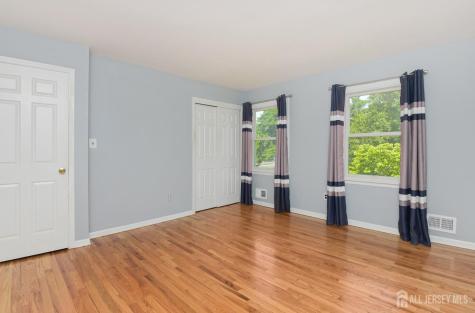 6 Dana Court South Brunswick NJ 08540