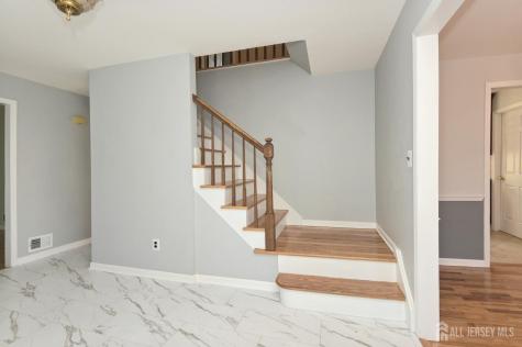 6 Dana Court South Brunswick NJ 08540