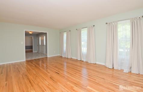 6 Dana Court South Brunswick NJ 08540