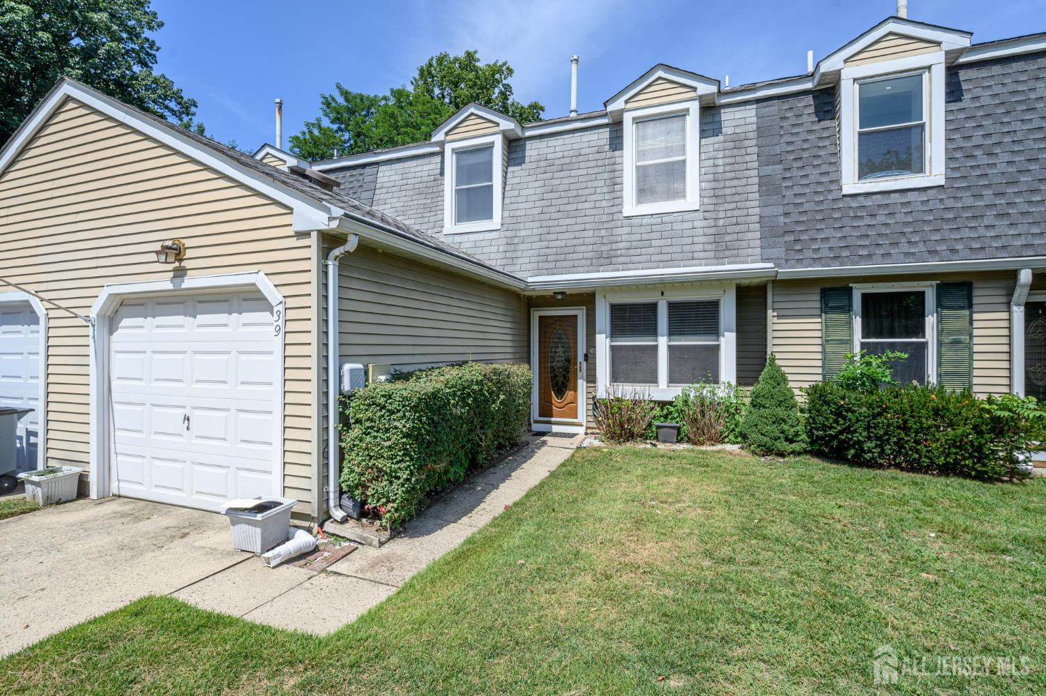 39 River Bank Drive Florence NJ 08554