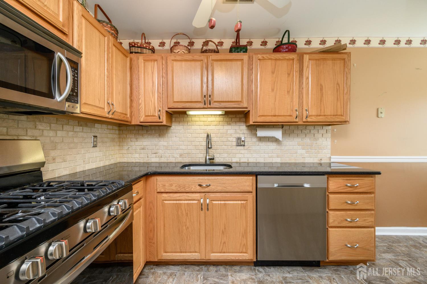 39 River Bank Drive Florence NJ 08554