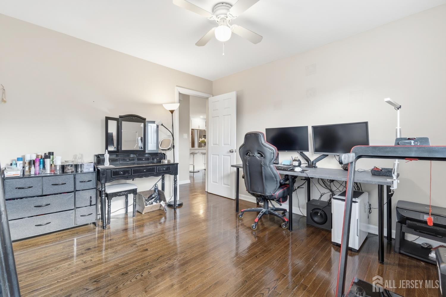 24 Wilk Road Edison NJ 08837