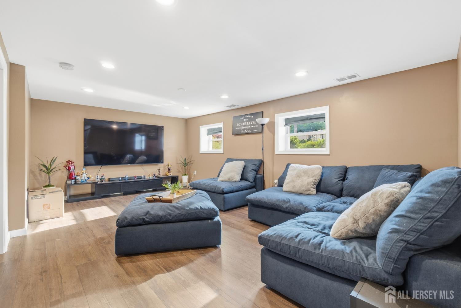 24 Wilk Road Edison NJ 08837