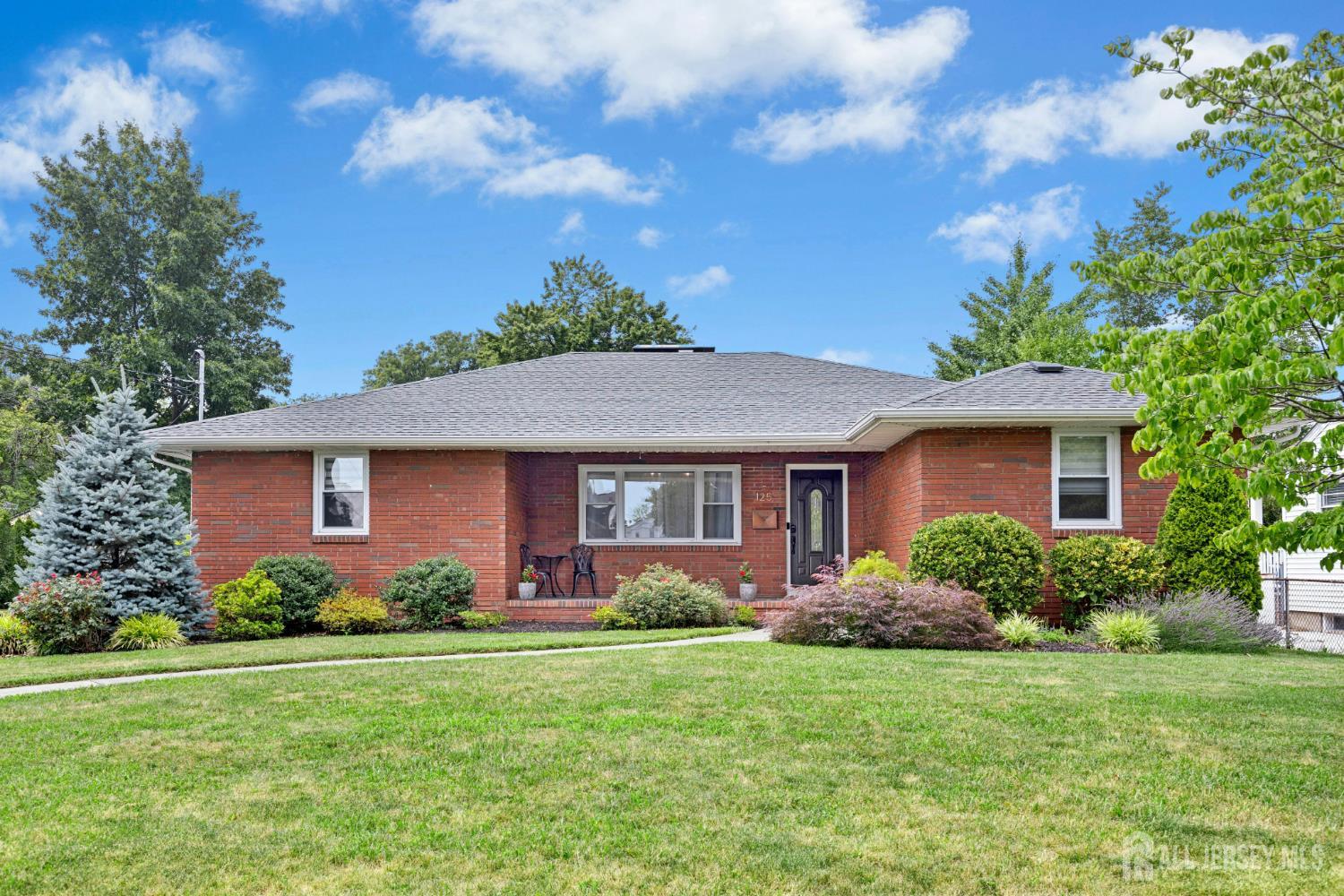125 W Minna Avenue Avenel NJ 07001