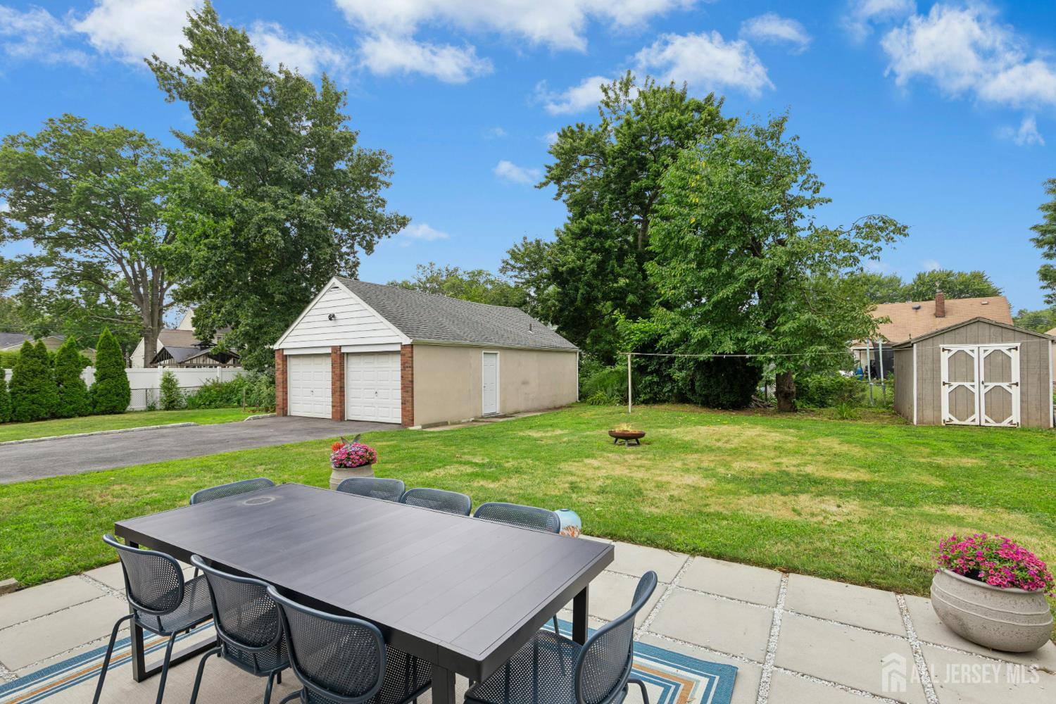125 W Minna Avenue Avenel NJ 07001