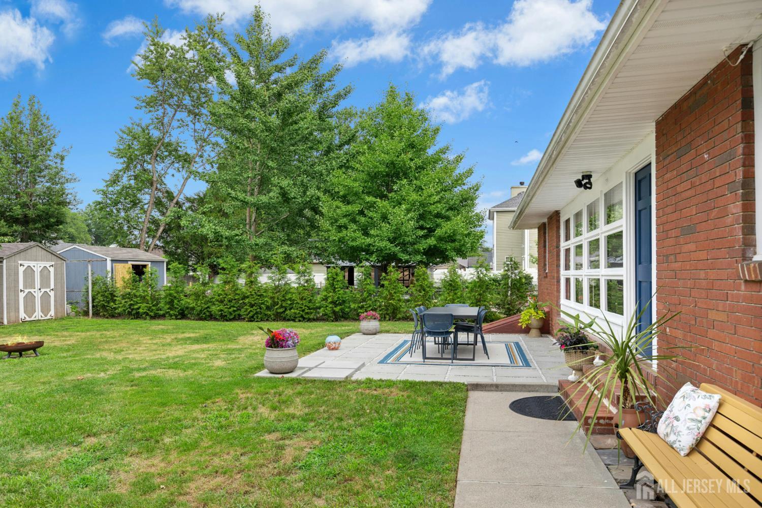125 W Minna Avenue Avenel NJ 07001