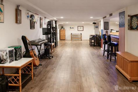 46 N Edward Street Sayreville NJ 08872