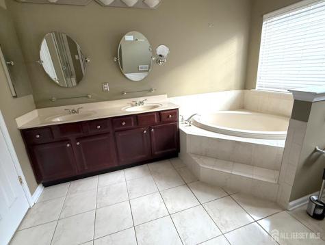 143 Valencia Drive Monroe NJ 08831