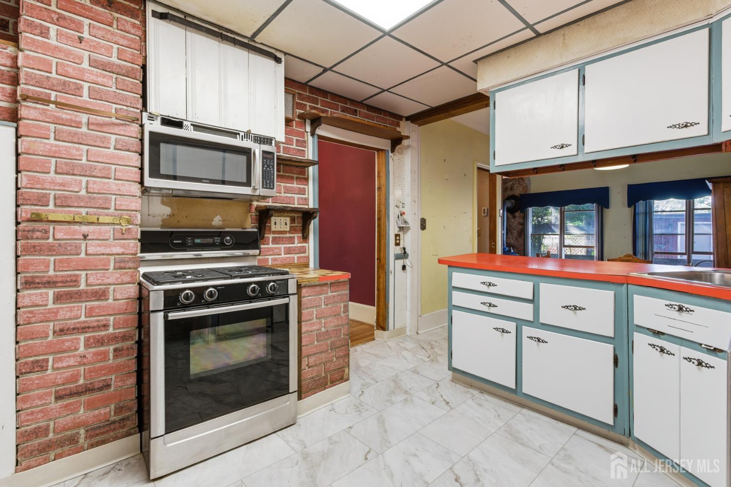 2 Claremont Avenue South River NJ 08882