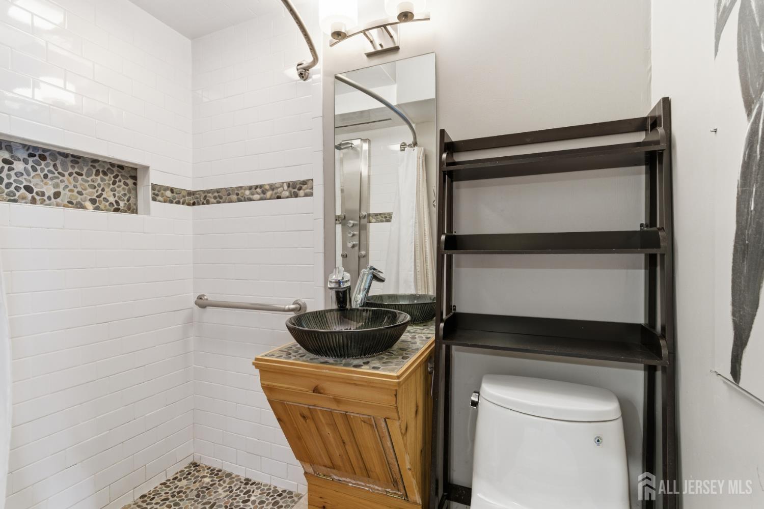 2 Claremont Avenue South River NJ 08882