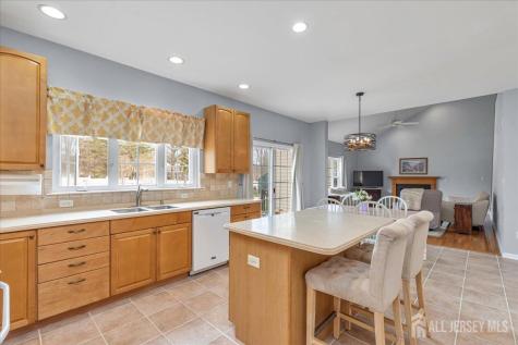 2 Nicole Drive Franklin NJ 08873