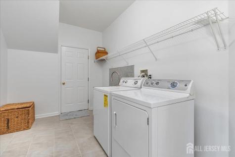 2 Nicole Drive Franklin NJ 08873