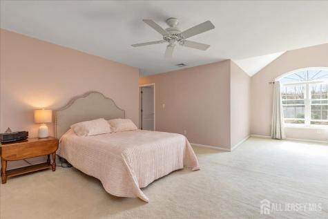 2 Nicole Drive Franklin NJ 08873