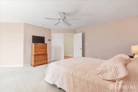 2 Nicole Drive Franklin NJ 08873
