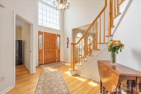2 Nicole Drive Franklin NJ 08873