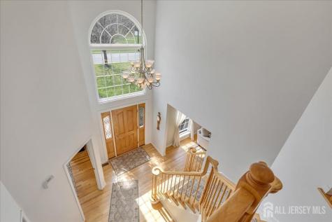 2 Nicole Drive Franklin NJ 08873