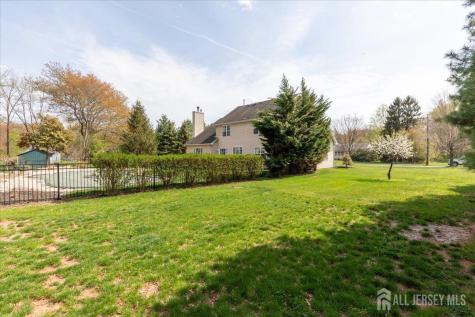 2 Nicole Drive Franklin NJ 08873
