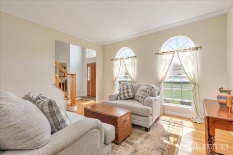 2 Nicole Drive Franklin NJ 08873