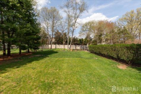 2 Nicole Drive Franklin NJ 08873
