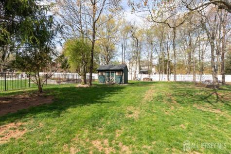 2 Nicole Drive Franklin NJ 08873