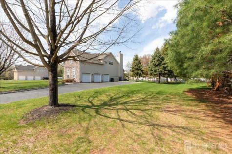 2 Nicole Drive Franklin NJ 08873