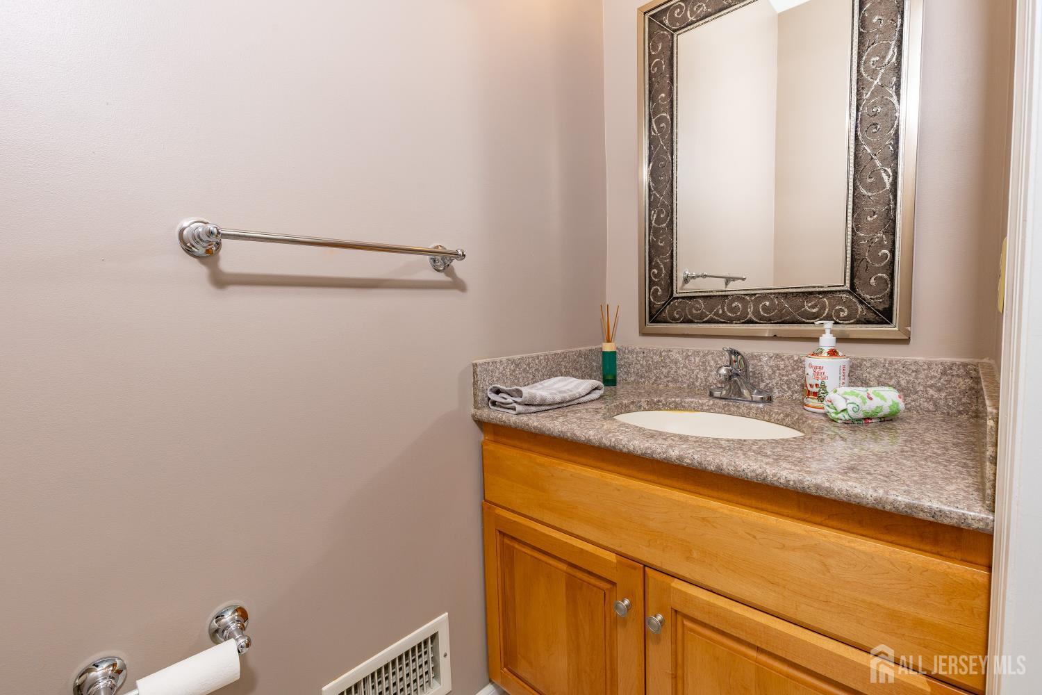 19 Trish Court Old Bridge NJ 07747