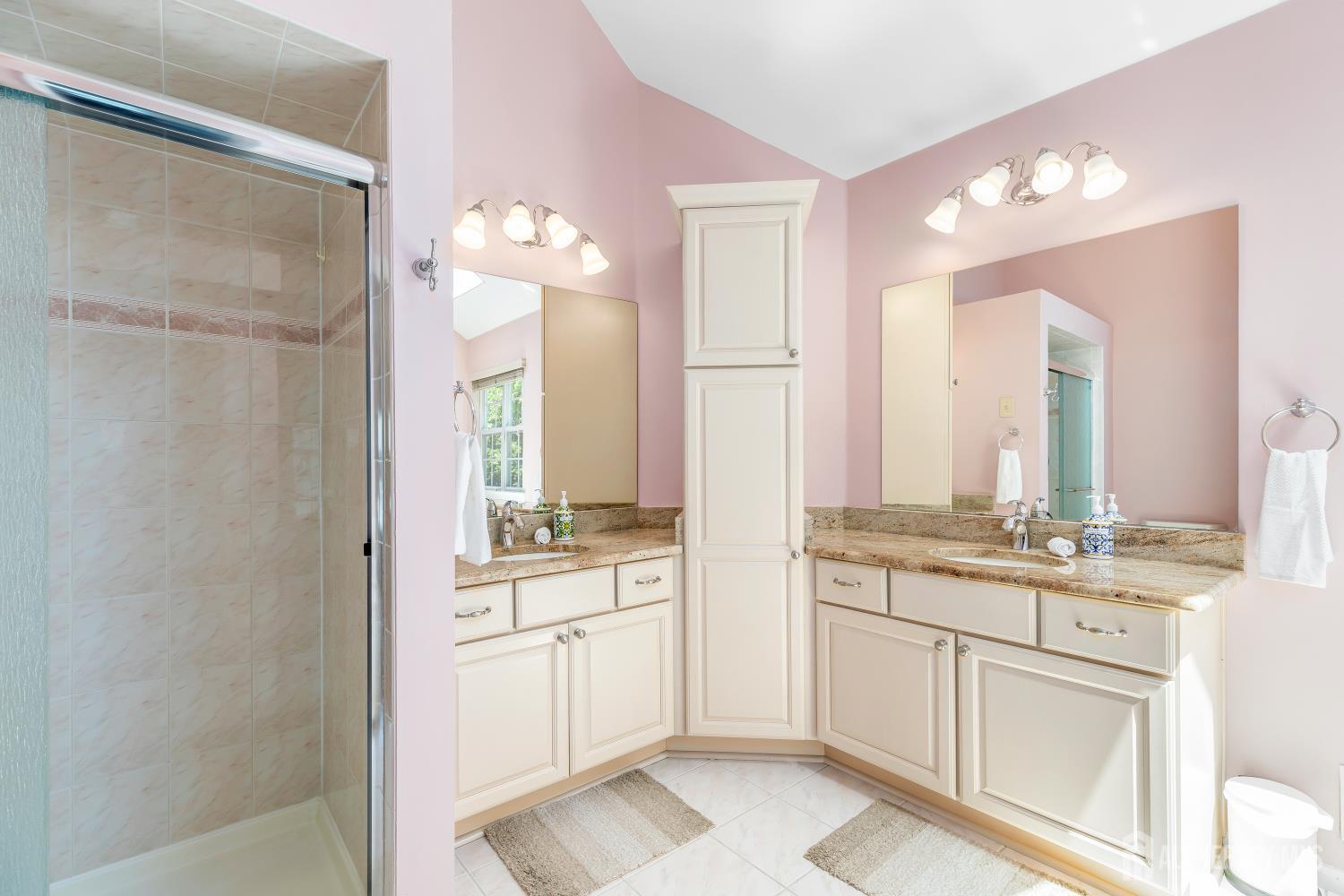 19 Trish Court Old Bridge NJ 07747