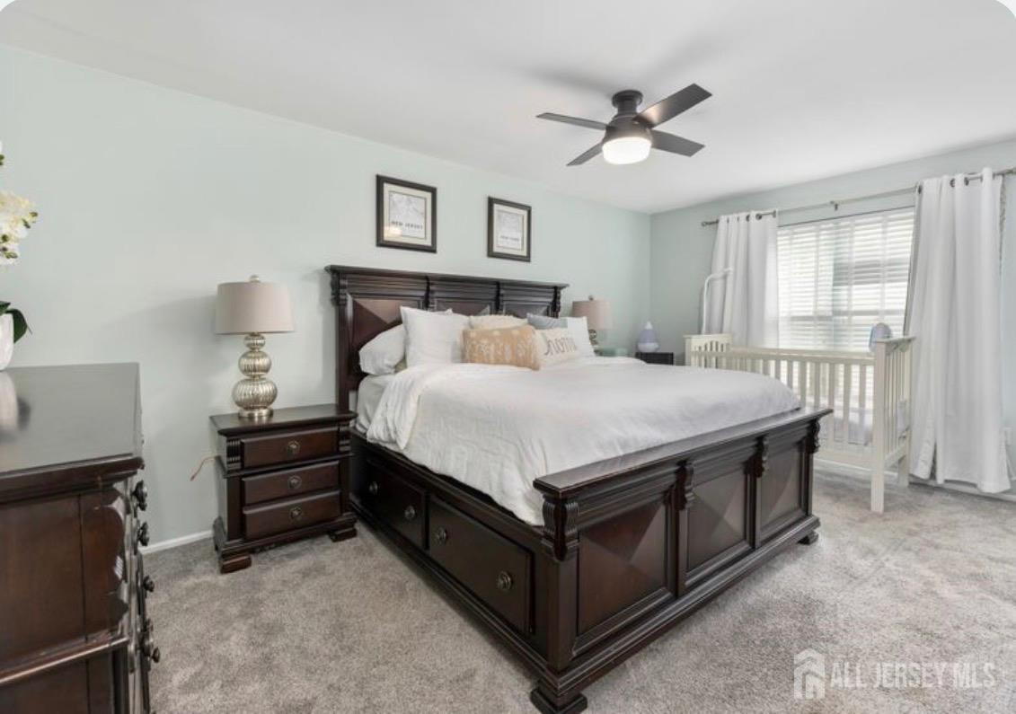40 Lantern Lane Sayreville NJ 08872